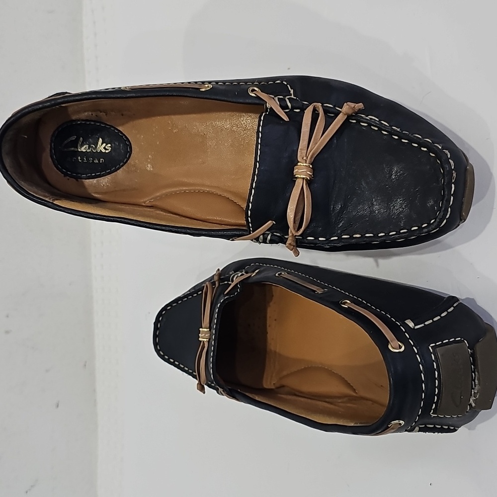 Clarks Artisan Cruiser blue  leather moccasins Size 9.5